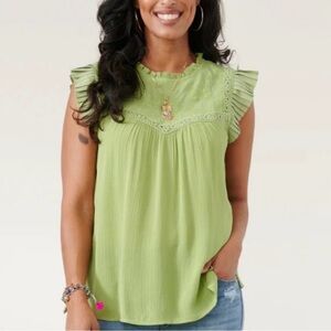 Democracy Kiwi Green Ruffle Neck Mixed Media Pleated Sleeve Blouse Size XL